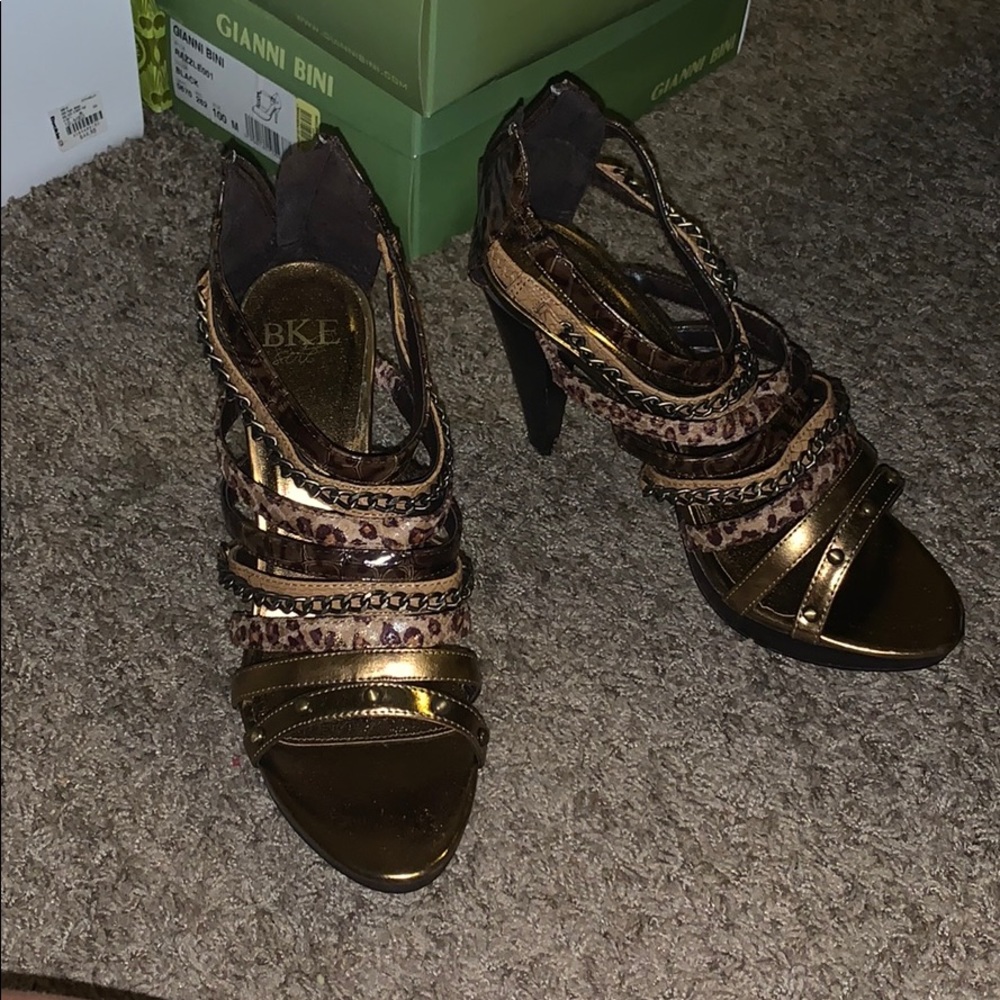 Brand new BKE heels size 10